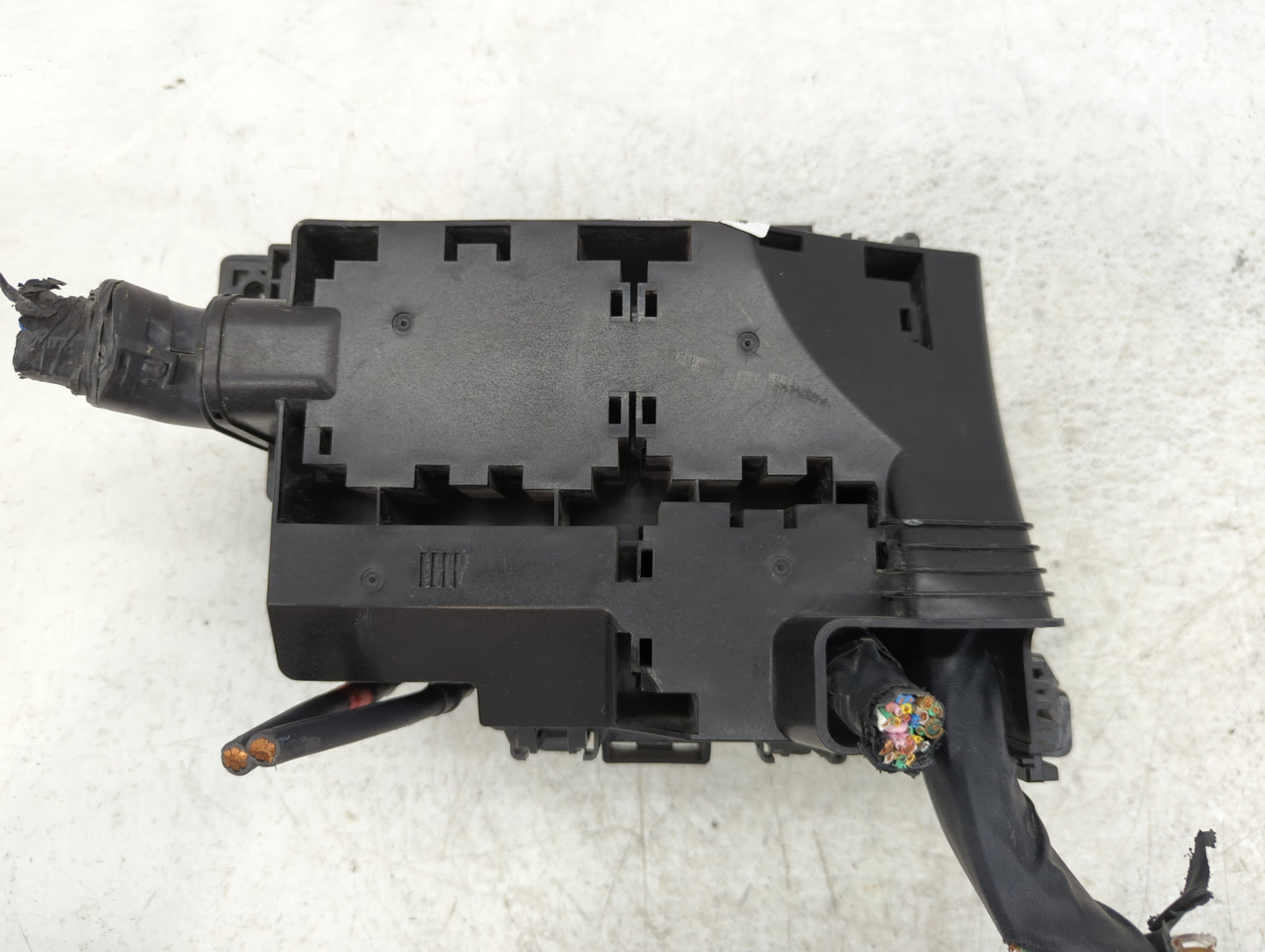 2006-2008 Kia Optima Fusebox Fuse Box Panel Relay Module P/N:91950-2G611 Fits Fits 2006 2007 2008 OEM Used Auto Parts - Oemu