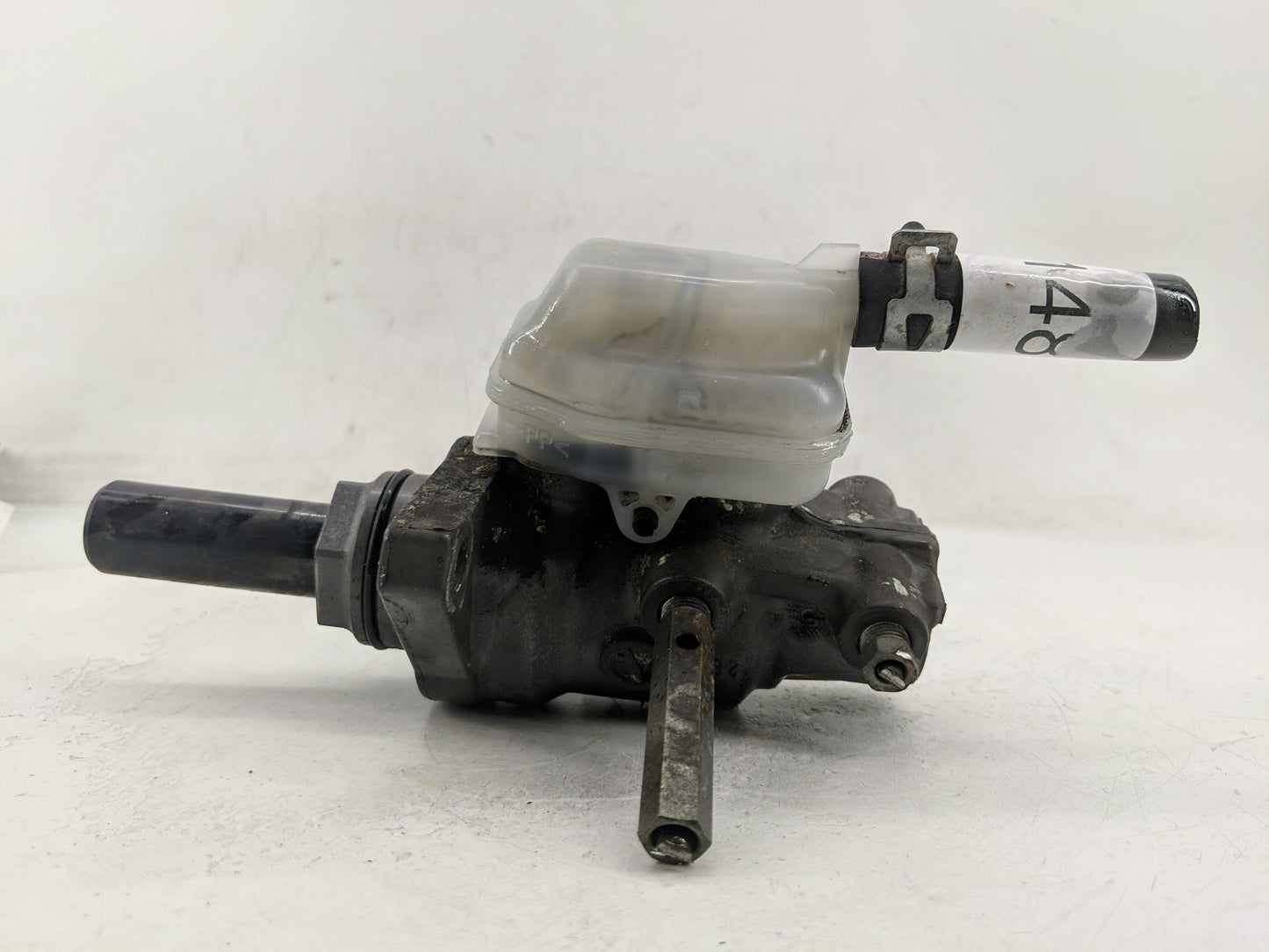 2007-2009 Lexus Rx350 Brake Master Cylinder 1311486 - Oemusedautoparts1.com