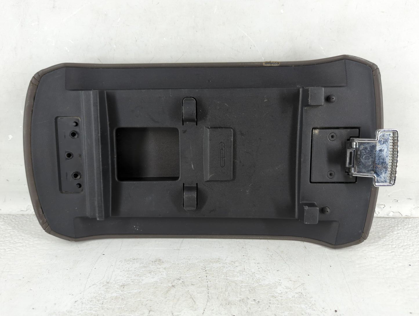2008 Lincoln Mkx Center Console Armrest Cover Lid Fits OEM Used Auto Parts - Oemusedautoparts1.com