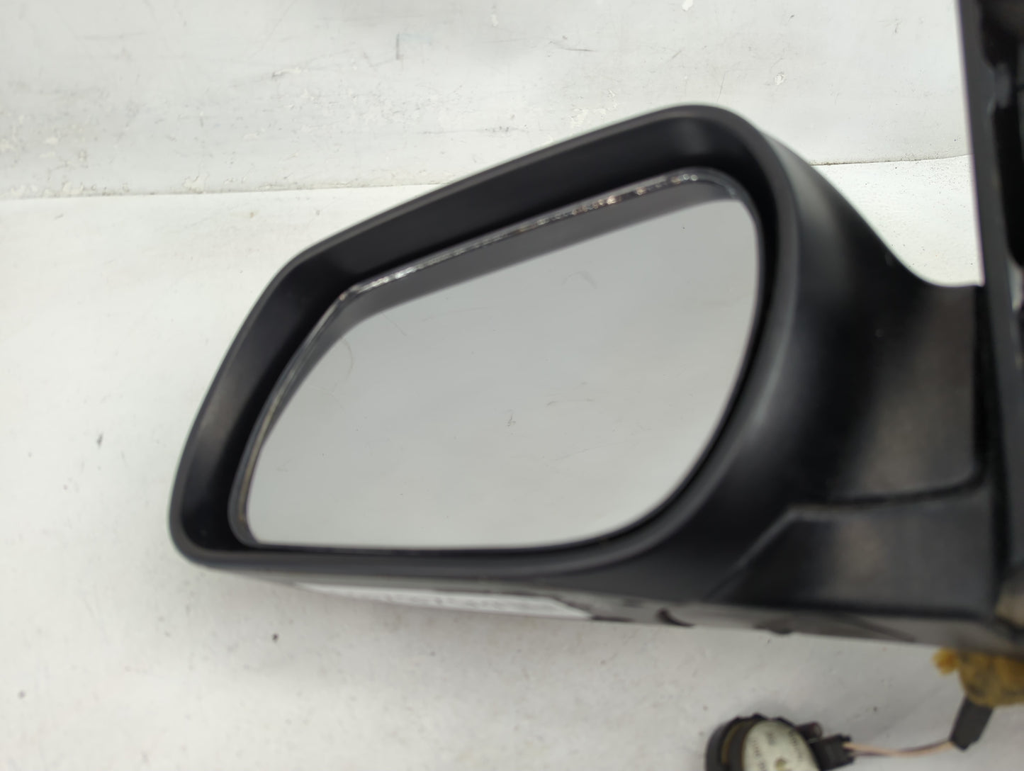 2007-2009 Mazda 3 Driver Side View Mirror - Left Door Mirror OEM Used - Oemusedautoparts1.com