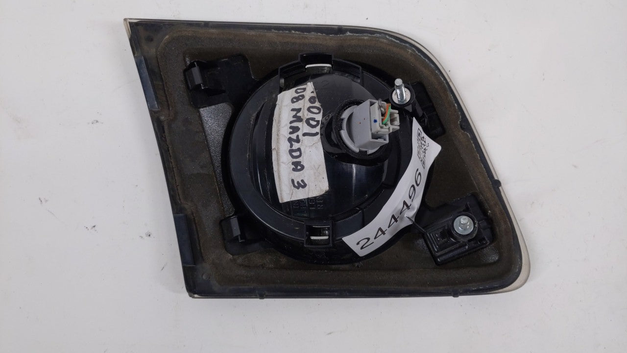 2007-2009 Mazda 3 Tail Light Assembly Passenger Right OEM P/N:P3917R Fits Fits 2007 2008 2009 OEM Used Auto Parts - Oemuseda