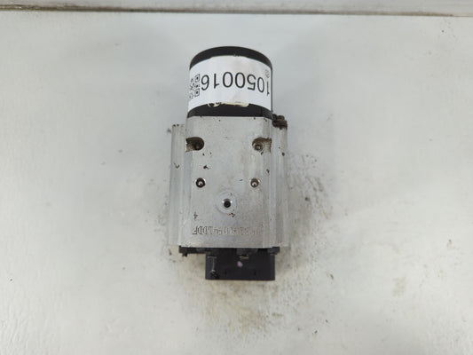 2006-2010 Mazda 5 ABS Pump Control Module Replacement P/N:13663905 13509205S, 54084682E Fits Fits 2006 2007 2008 2009 2010 OEM Used Auto Parts