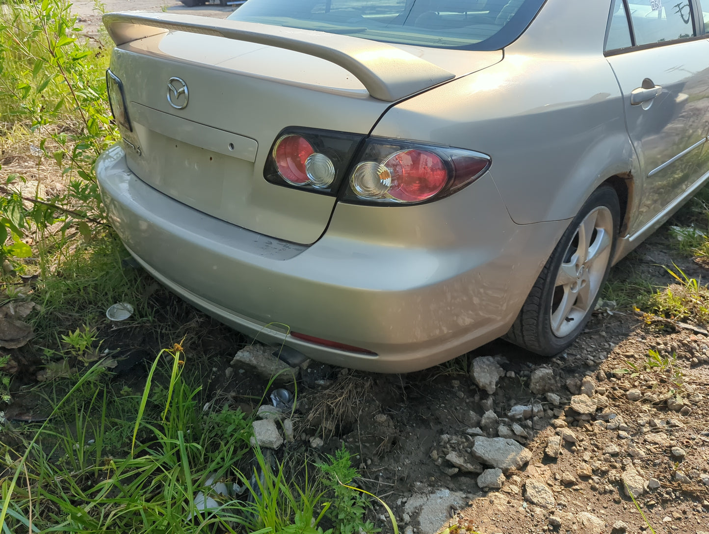2006-2008 Mazda 6 Rear Bumper Assembly Oem - Oemusedautoparts1.com