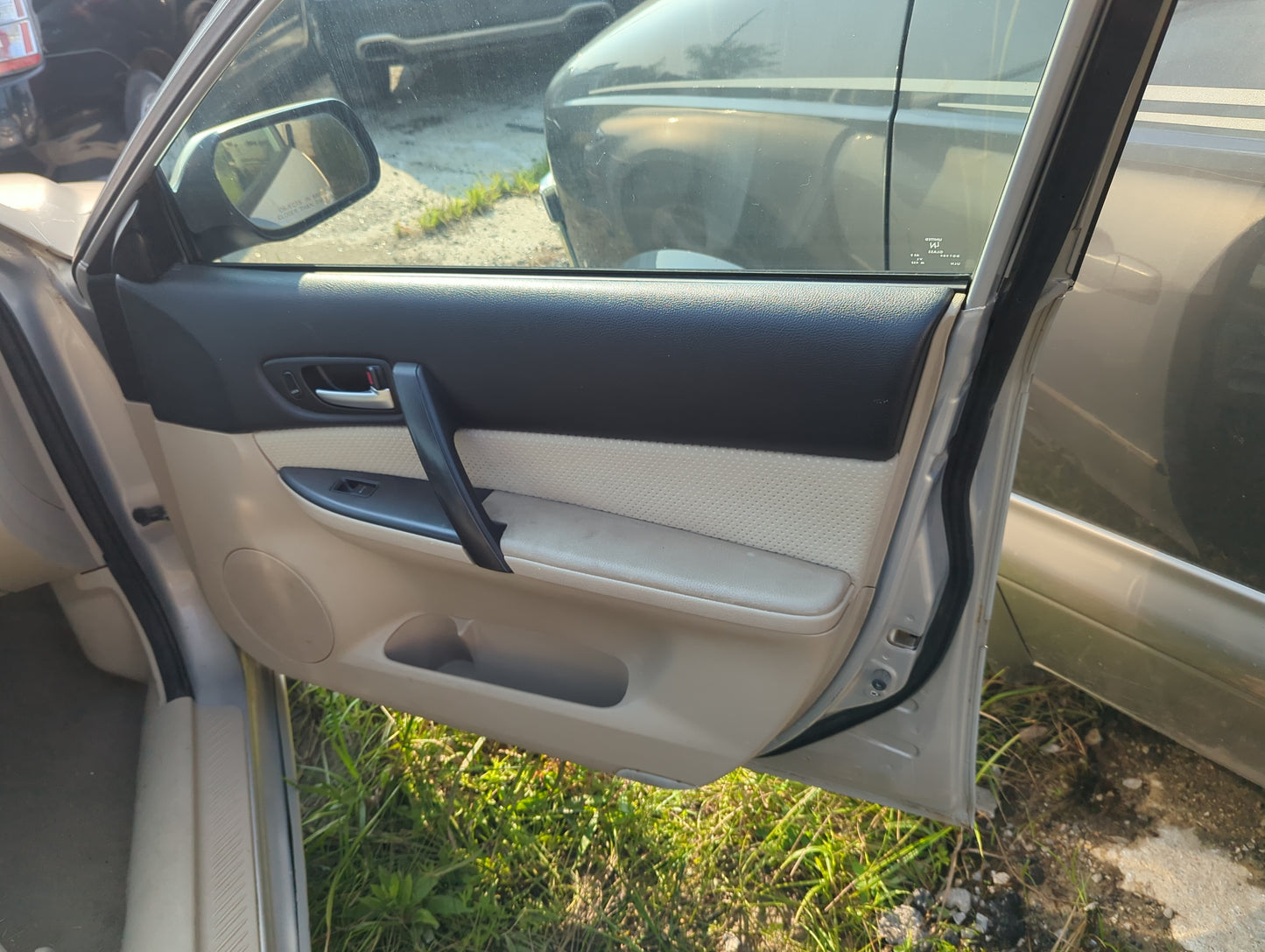 2003-2008 Mazda 6 Passenger Side View Mirror - Right Door Mirror OEM Used - Oemusedautoparts1.com