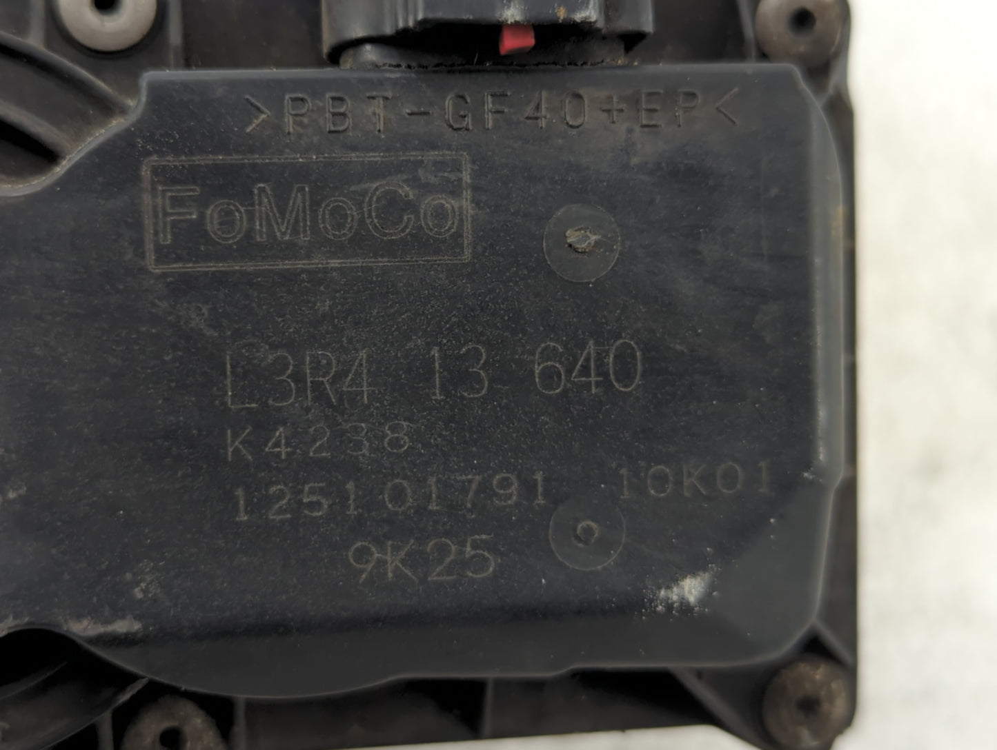 2006-2008 Mazda 6 Throttle Body P/N:L3R4 13 640 L3G2 13 640 A, P53N 13 640 Fits Fits 2006 2007 2008 2009 2010 2011 2012 2013