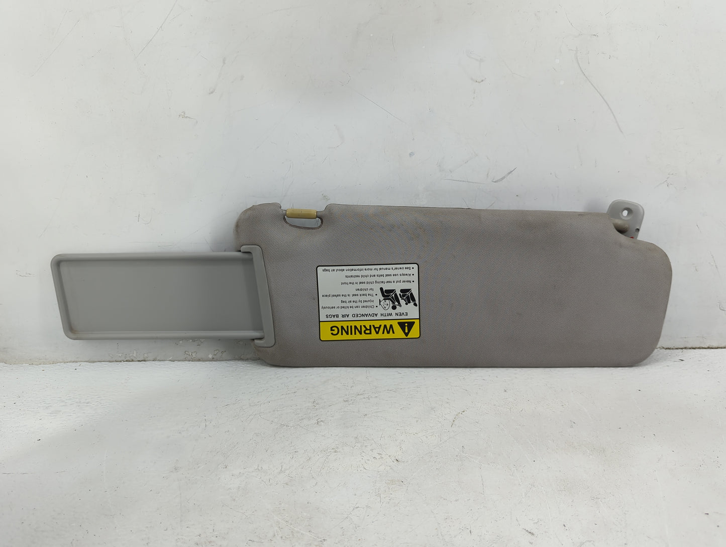 2007-2009 Mazda Cx-9 Sun Visor Shade Replacement Driver Left Mirror Fits Fits 2007 2008 2009 OEM Used Auto Parts - Oemusedau