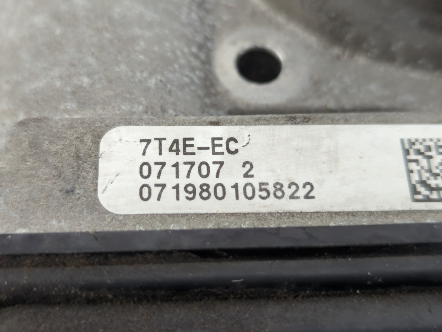 2007-2015 Mazda Cx-9 Throttle Body P/N:7T4E-EC Fits Fits 2007 2008 2009 2010 2011 2012 2013 2014 2015 OEM Used Auto Parts -