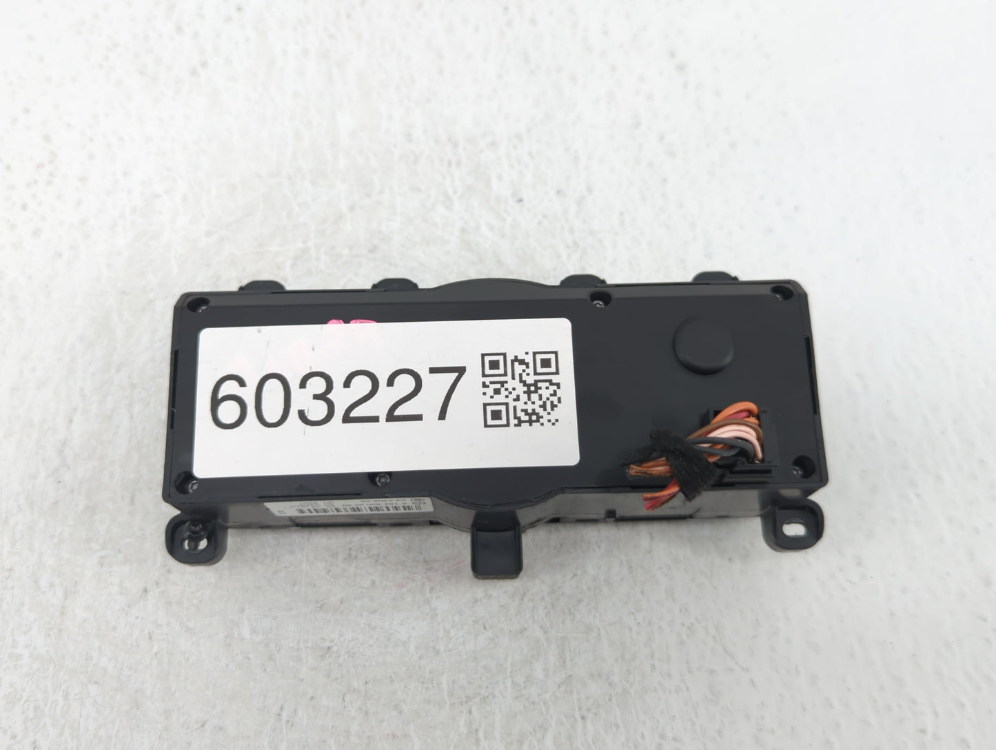 2008-2011 Mercedes-Benz Ml550 Climate Control Module Temperature AC/Heater Replacement P/N:A 164 820 95 89 Fits OEM Used Aut