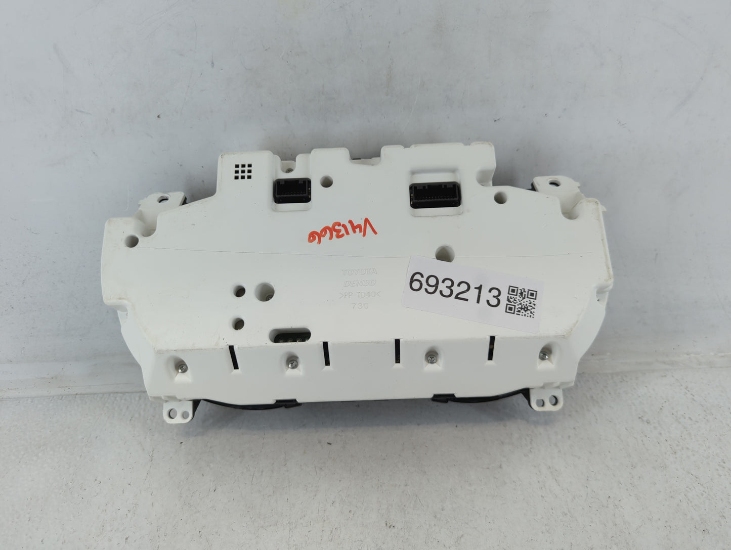 2008 Mercedes-Benz S350 Instrument Cluster Speedometer Gauges P/N:E 83800-33B71 Fits Fits 2007 OEM Used Auto Parts - Oemused