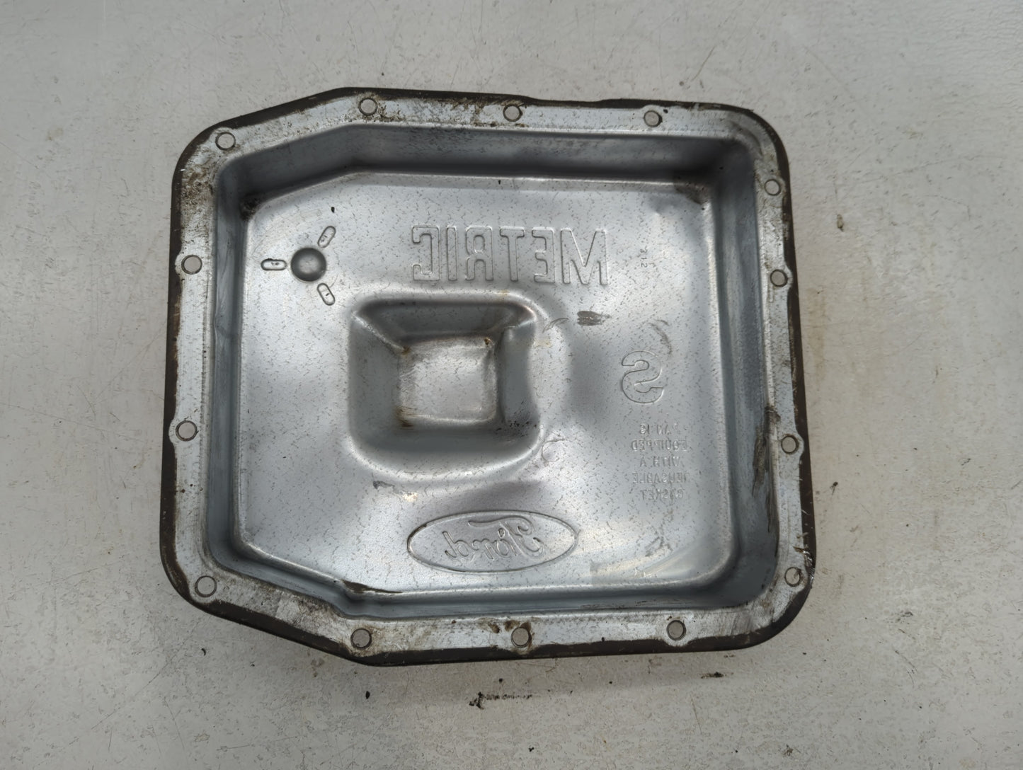2003-2011 Mercury Grand Marquis Engine Oil Pan Fits Fits 2003 2004 2005 2006 2007 2008 2009 2010 2011 OEM Used Auto Parts -