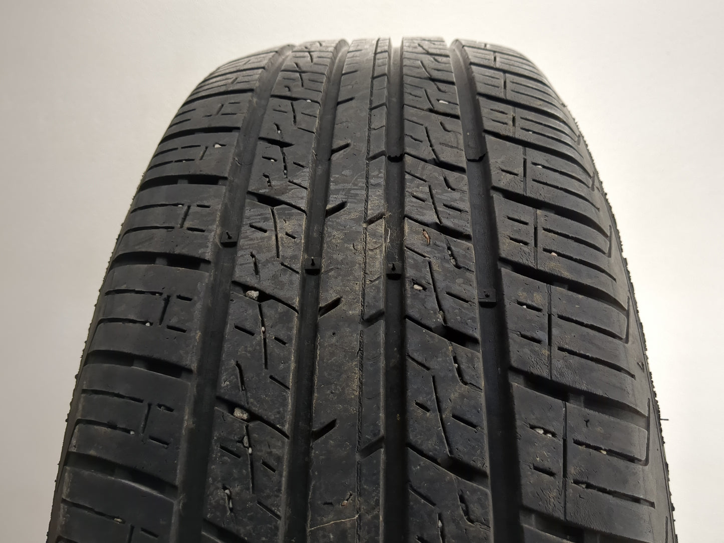 Used Tire 225/65R17 MOHAVE CROSOVER 102H - Tread Depth 8.5/32 - Oemusedautoparts1.com