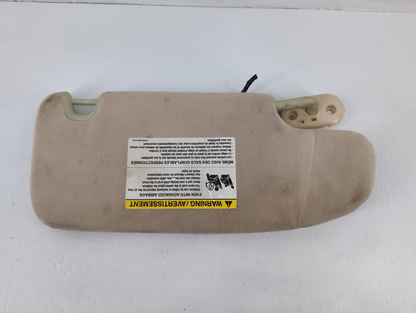 2006-2009 Mercury Milan Sun Visor Shade Replacement Passenger Right Mirror Fits Fits 2006 2007 2008 2009 OEM Used Auto Parts