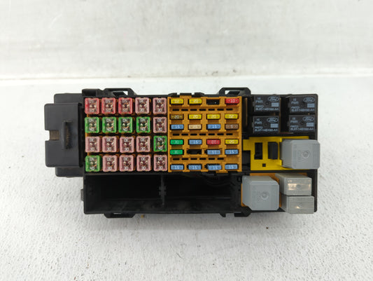 2002-2010 Mercury Mountaineer Fusebox Fuse Box Panel Relay Module P/N:8L9T14398CD 4L9T14398BF Fits OEM Used Auto Parts