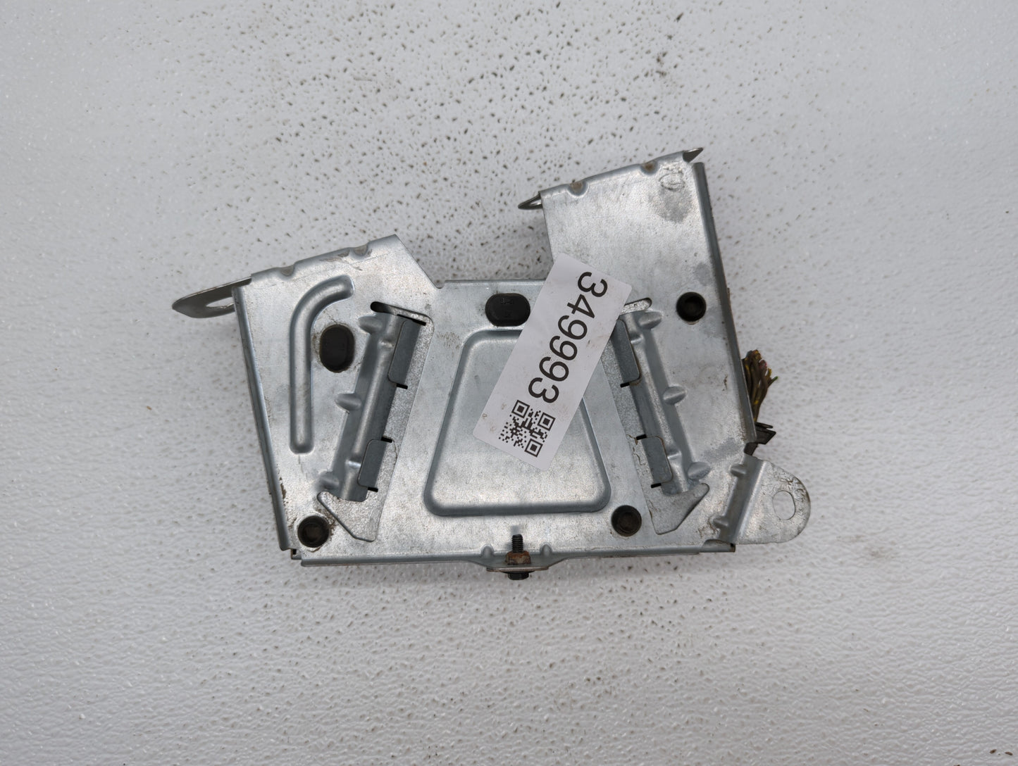 2008-2009 Mini Cooper Radio AM FM Cd Player Receiver Replacement P/N:087554187 Fits Fits 2008 2009 OEM Used Auto Parts - Oem