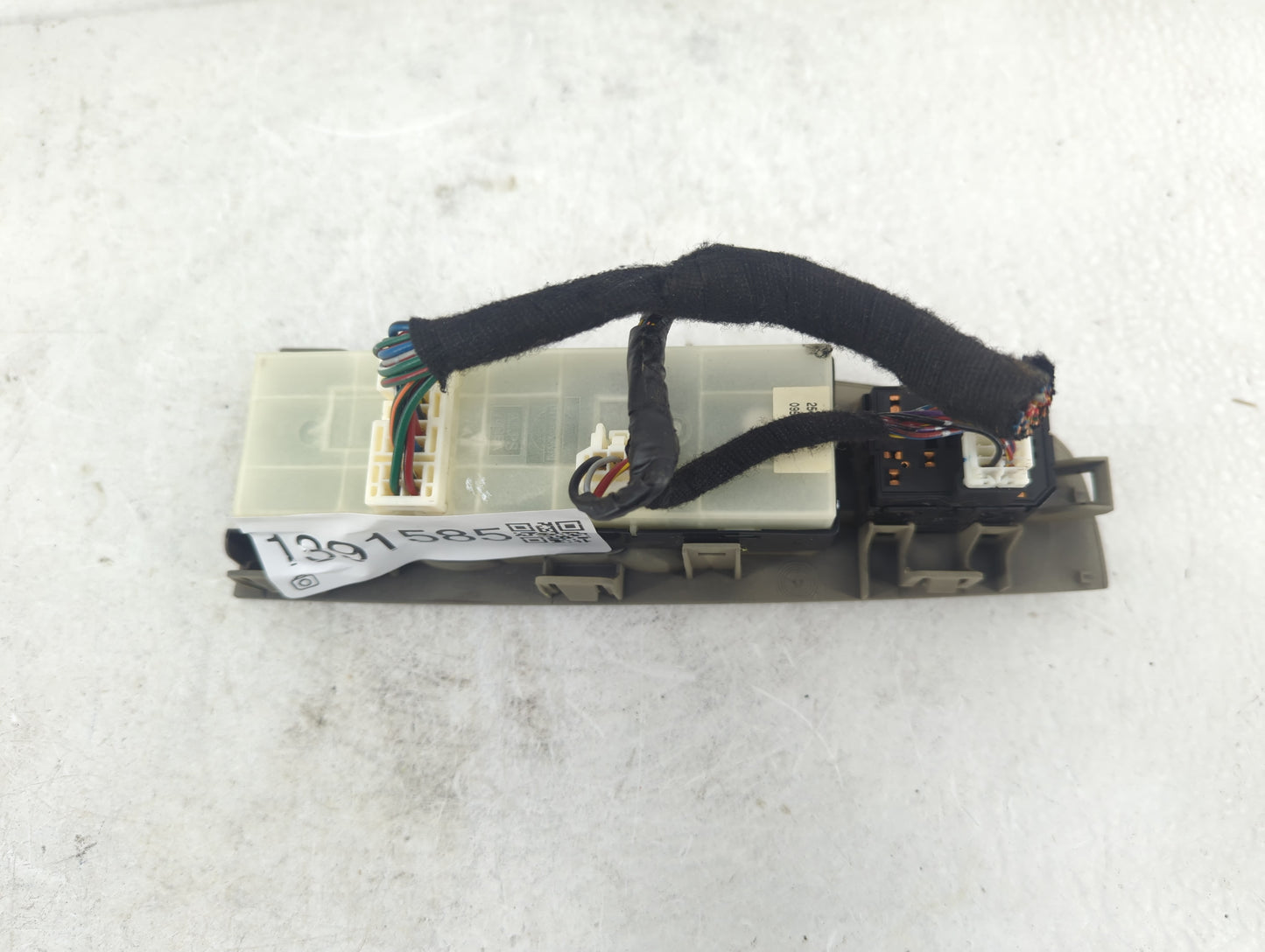 2007-2012 Nissan Altima Master Power Window Switch Replacement Driver Side Left P/N:25401 ZN40A Fits OEM Used Auto Parts - O