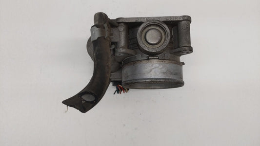 2007-2013 Nissan Altima Throttle Body P/N:RME60-15 Fits Fits 2007 2008 2009 2010 2011 2012 2013 OEM Used Auto Parts