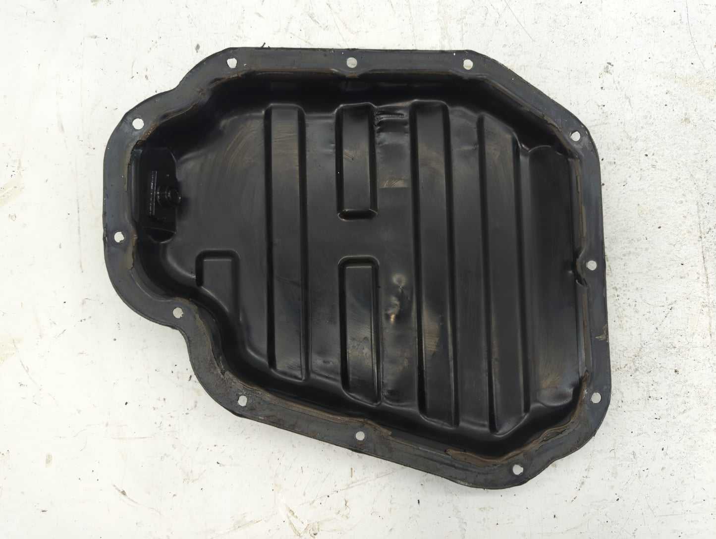 2008 Nissan Altima Engine Oil Pan Fits OEM Used Auto Parts - Oemusedautoparts1.com