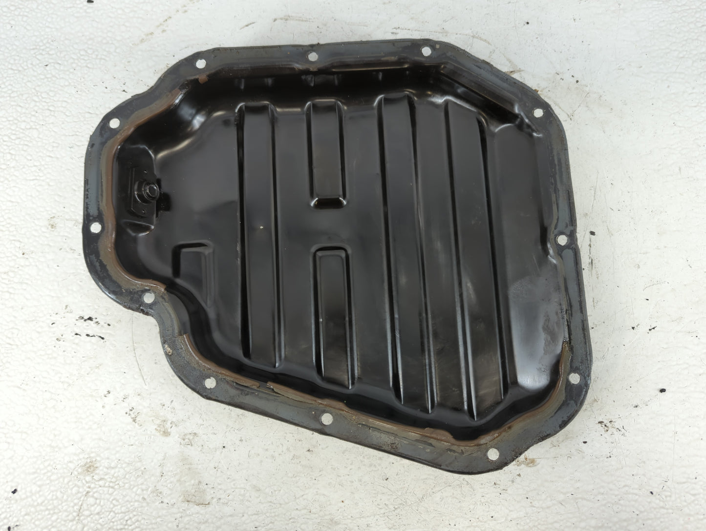 2007-2008 Nissan Altima Engine Oil Pan Fits Fits 2007 2008 OEM Used Auto Parts - Oemusedautoparts1.com