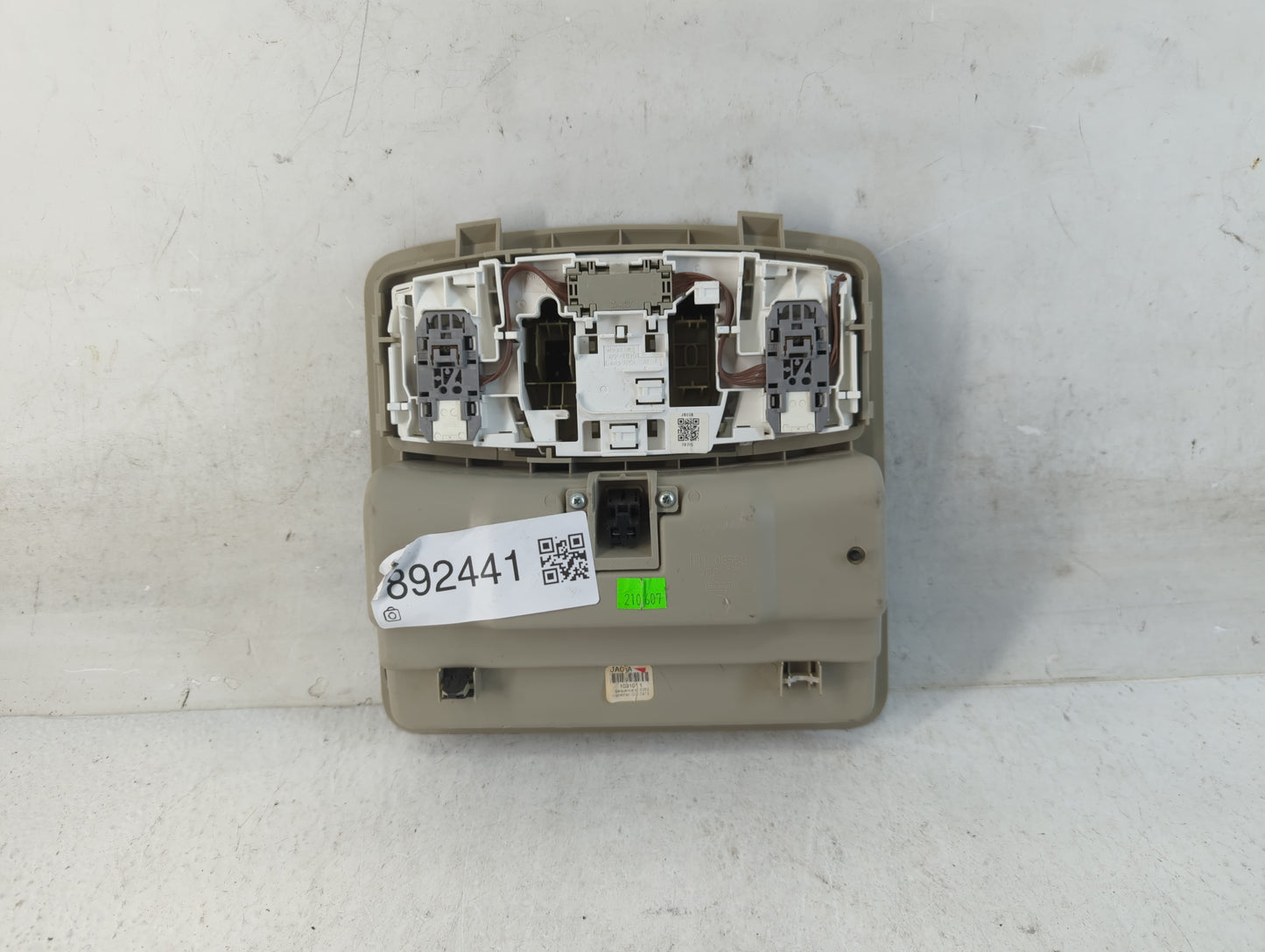 2008 Nissan Altima Overhead Roof Console - Oemusedautoparts1.com