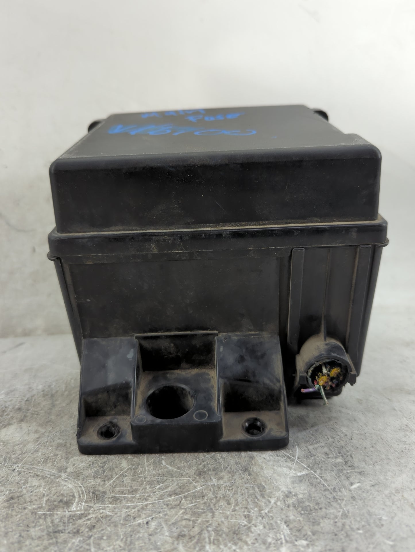 2008 Nissan Pathfinder Fusebox Fuse Box Panel Relay Module P/N:24382 7S110 243827S110 Fits OEM Used Auto Parts - Oemusedauto
