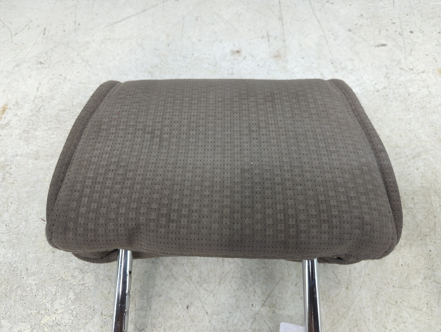 2008-2009 Nissan Quest Headrest Head Rest Rear Seat Fits Fits 2008 2009 OEM Used Auto Parts - Oemusedautoparts1.com