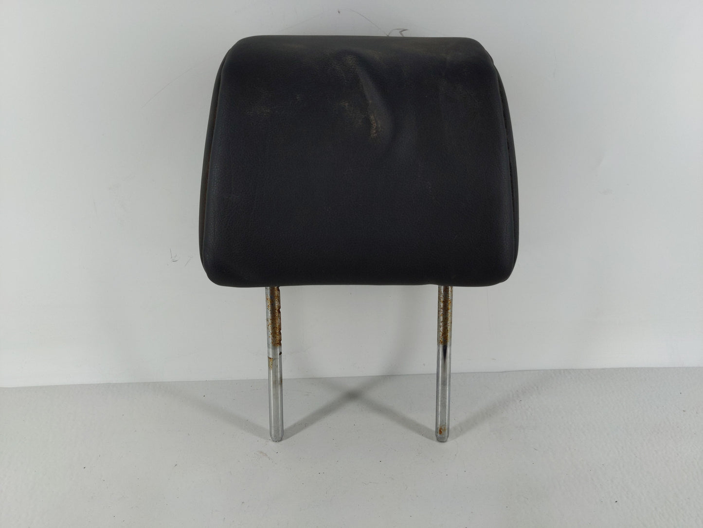 2008 Nissan Rogue Headrest Head Rest Front Driver Passenger Seat Fits OEM Used Auto Parts - Oemusedautoparts1.com