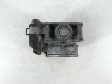 2008-2011 Nissan Rogue Throttle Body P/N:526-01 Fits Fits 2007 2008 2009 2010 2011 2012 2013 OEM Used Auto Parts