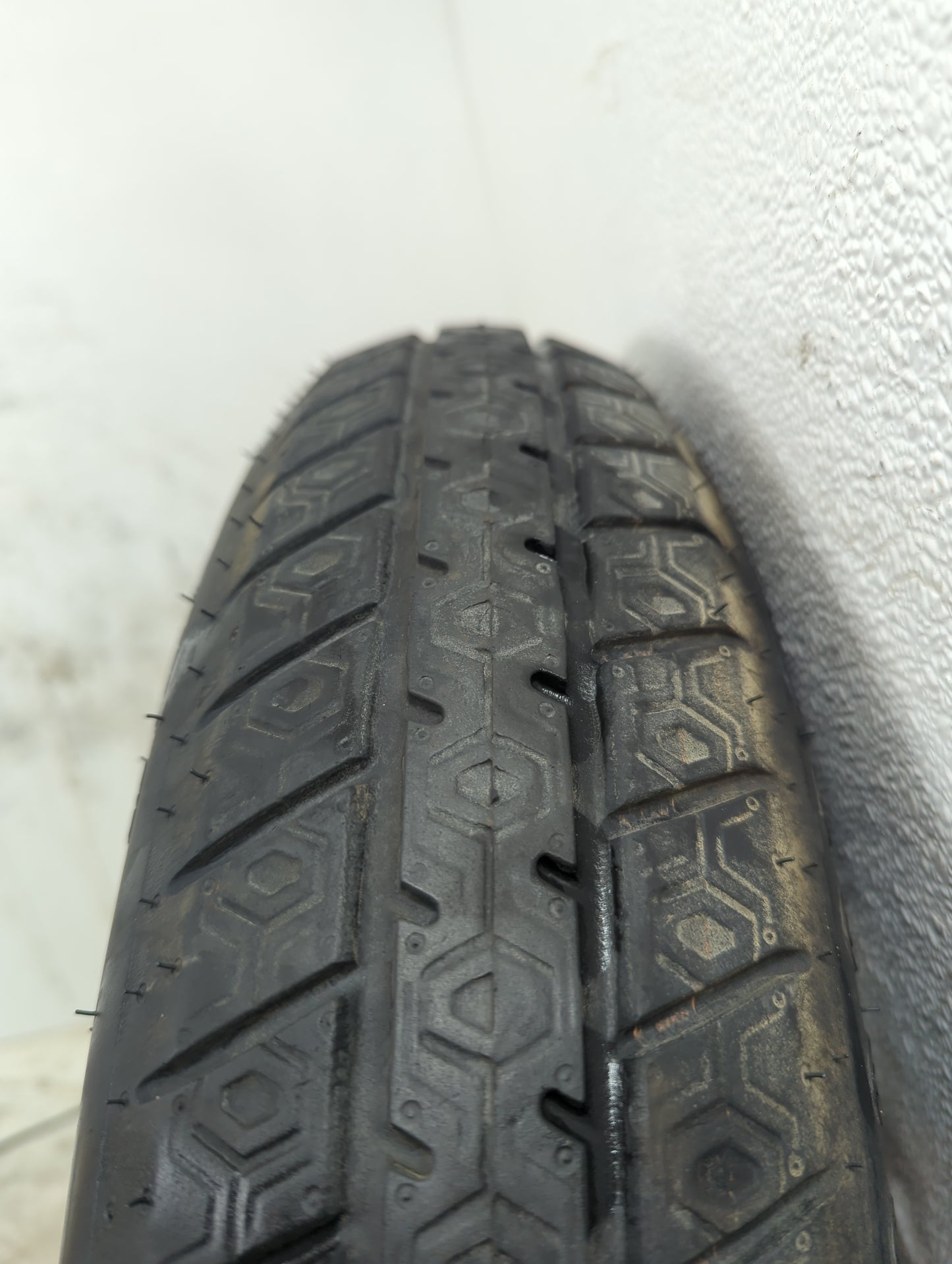 2004-2008 Pontiac Grand Prix Spare Donut Tire Wheel Rim Oem 1261381 - Oemusedautoparts1.com