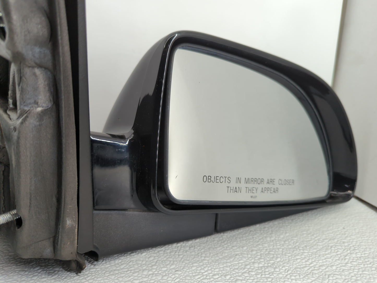 2006-2009 Pontiac Torrent Side Mirror Replacement Passenger Right View Door Mirror P/N:25841260 Fits Fits 2006 2007 2008 200
