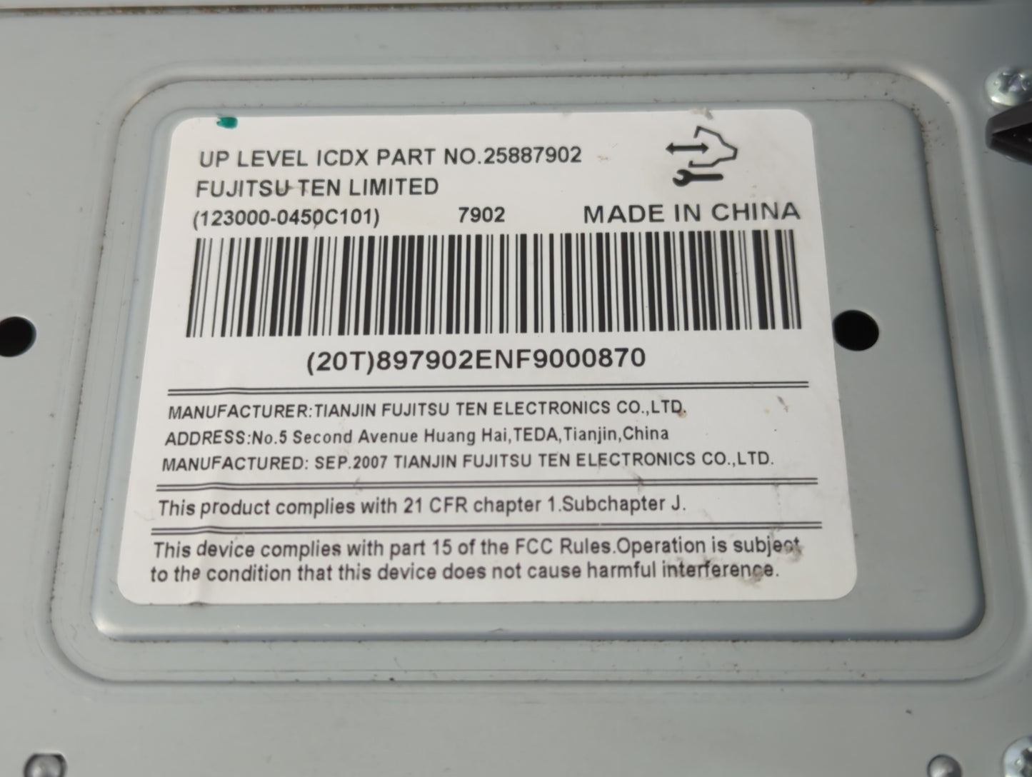 2008 Pontiac Torrent Radio AM FM Cd Player Receiver Replacement P/N:25887902 Fits OEM Used Auto Parts - Oemusedautoparts1.co