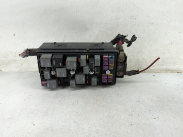 2008 Saturn Aura Fusebox Fuse Box Panel Relay Module P/N:13572722 Fits OEM Used Auto Parts