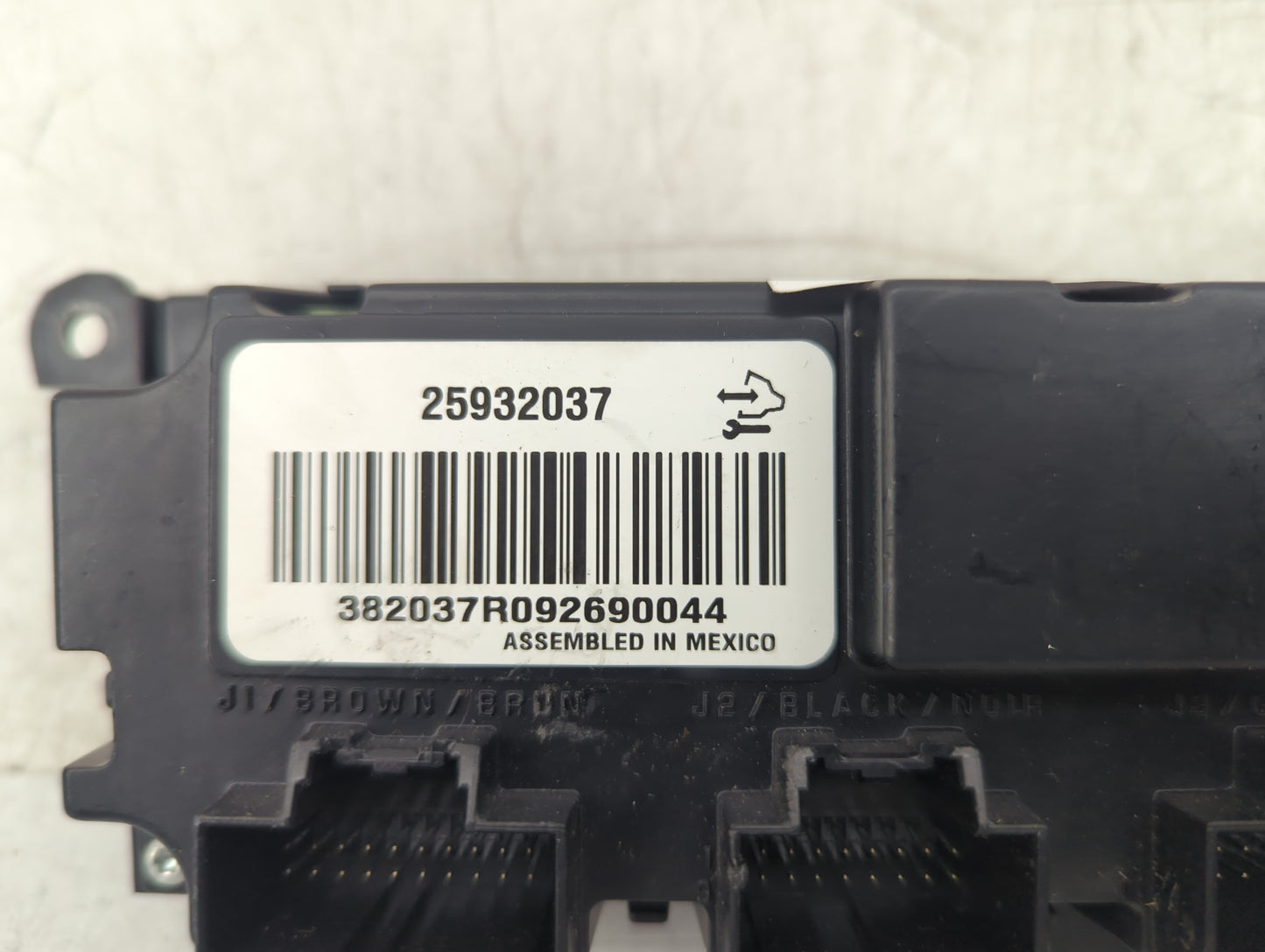 2008 Saturn Outlook Climate Control Module Temperature AC/Heater Replacement P/N:25932037 Fits OEM Used Auto Parts - Oemused