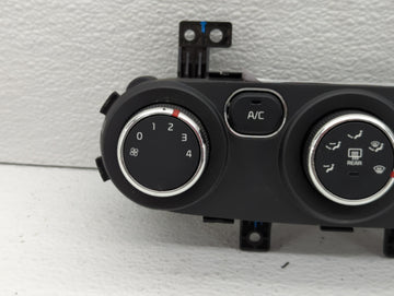 2008 Saturn Outlook Climate Control Module Temperature AC/Heater Replacement P/N:97250-B0AB0 Fits OEM Used Auto Parts