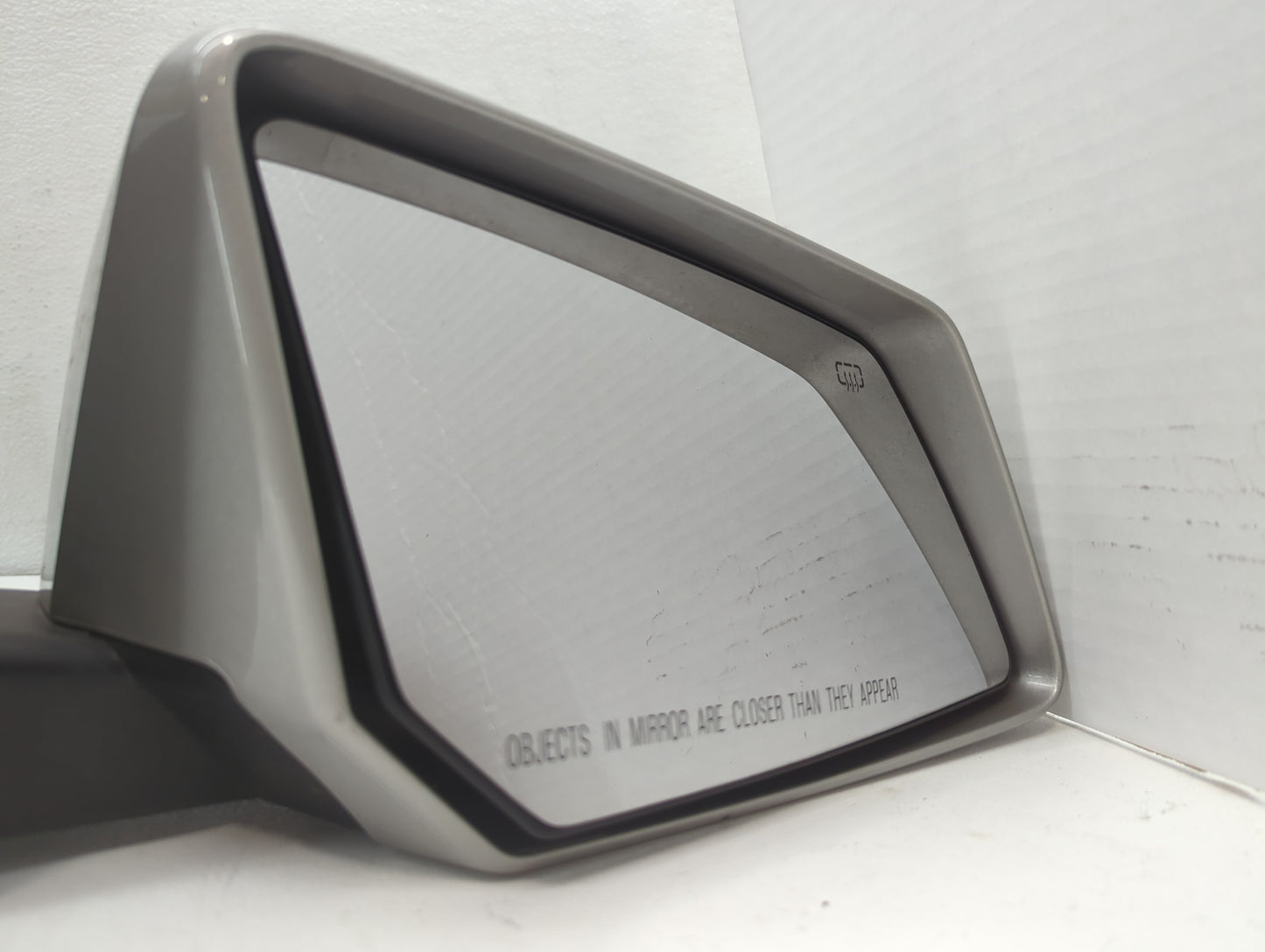 2008 Saturn Outlook Passenger Side View Mirror - Right Door Mirror OEM Used - Oemusedautoparts1.com