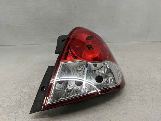 2008-2010 Saturn Vue Tail Light Assembly Passenger Right OEM Fits Fits 2008 2009 2010 2012 OEM Used Auto Parts