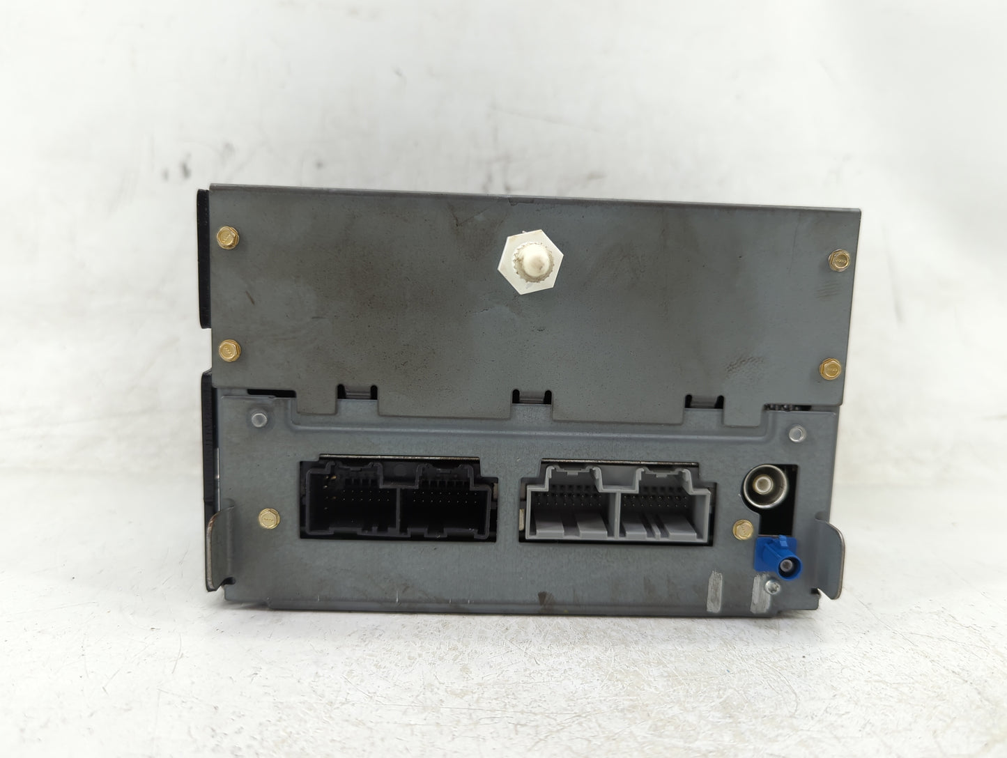 2008-2009 Saturn Vue Radio AM FM Cd Player Receiver Replacement P/N:15942546 Fits Fits 2008 2009 OEM Used Auto Parts - Oemus