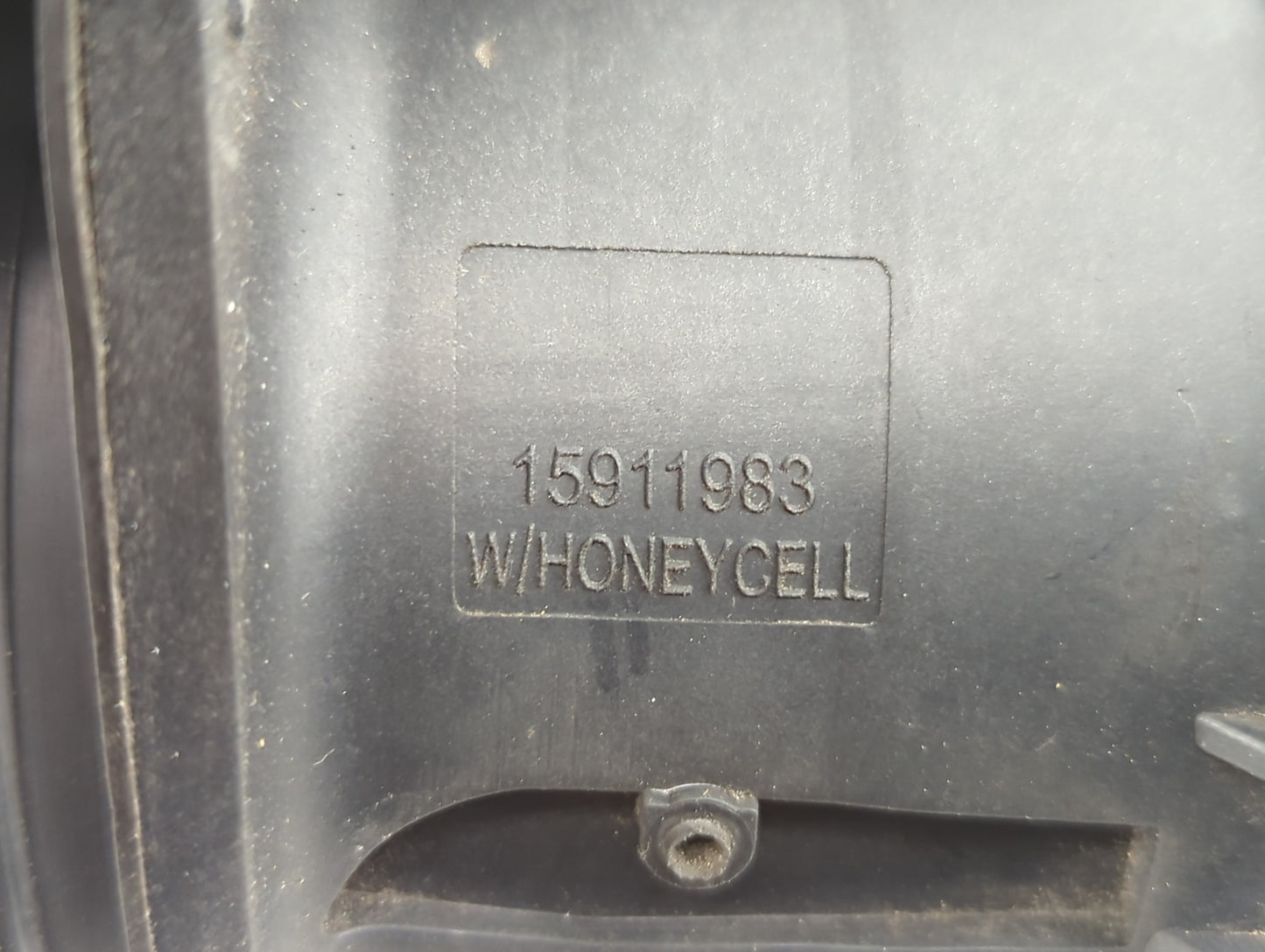2008-2010 Saturn Vue Mass Air Flow Meter Maf - Oemusedautoparts1.com