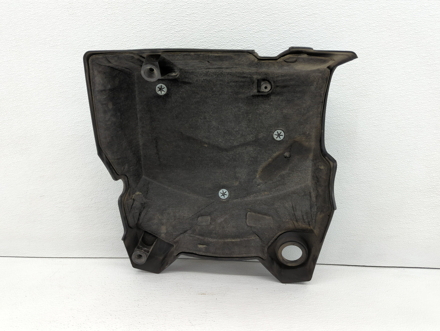 2008 Saturn Vue Engine Cover - Oemusedautoparts1.com