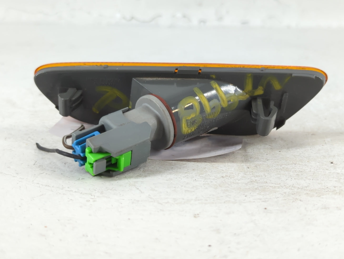 2008-2010 Saturn Vue Passenger Right Oem Front Light Lamp - Oemusedautoparts1.com