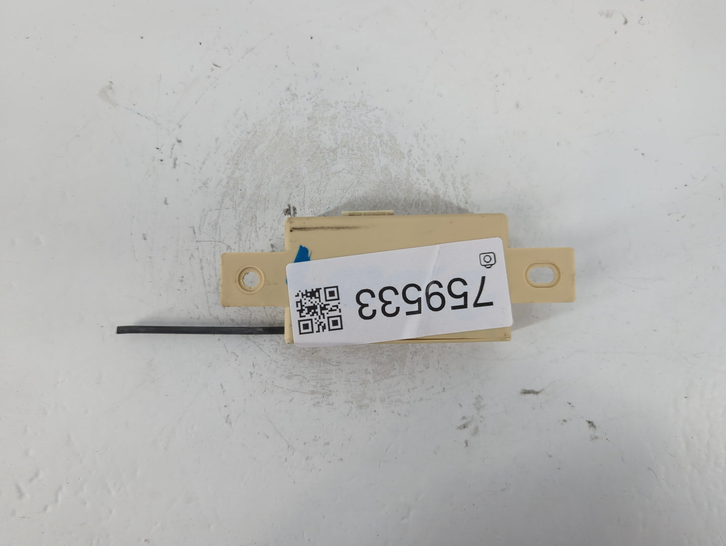 2008-2016 Smart Fortwo Body Control Module Bcm Inner Cabin Fuse Box - Oemusedautoparts1.com