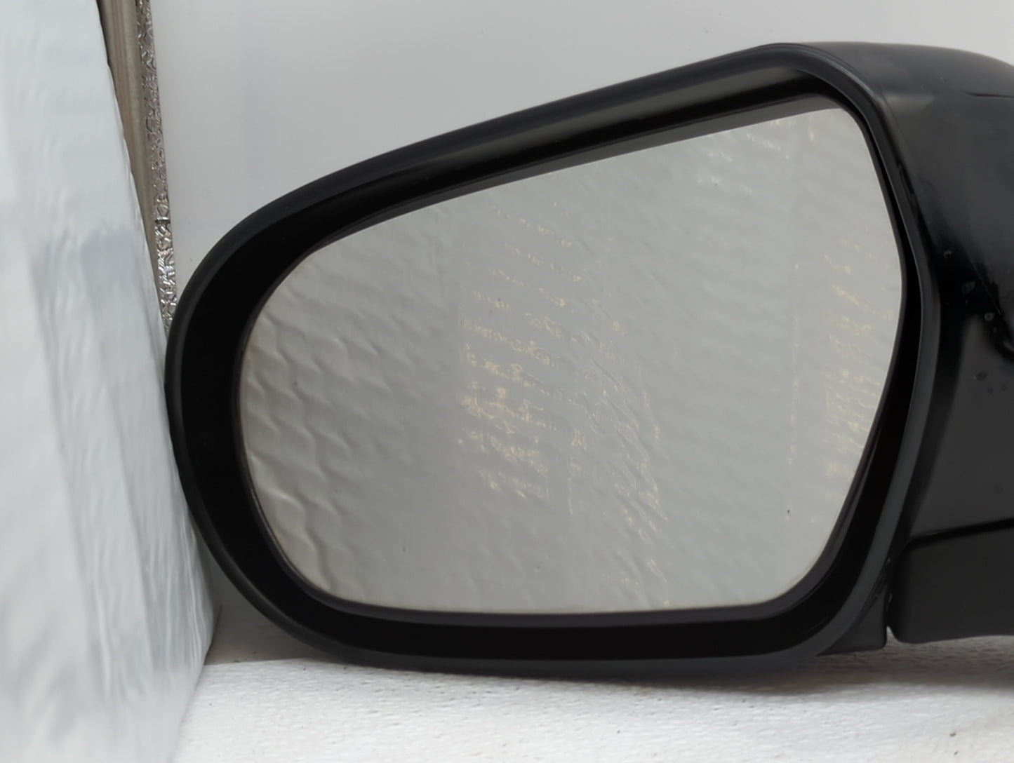 2005-2009 Subaru Legacy Driver Side View Mirror - Left Door Mirror OEM Used - Oemusedautoparts1.com