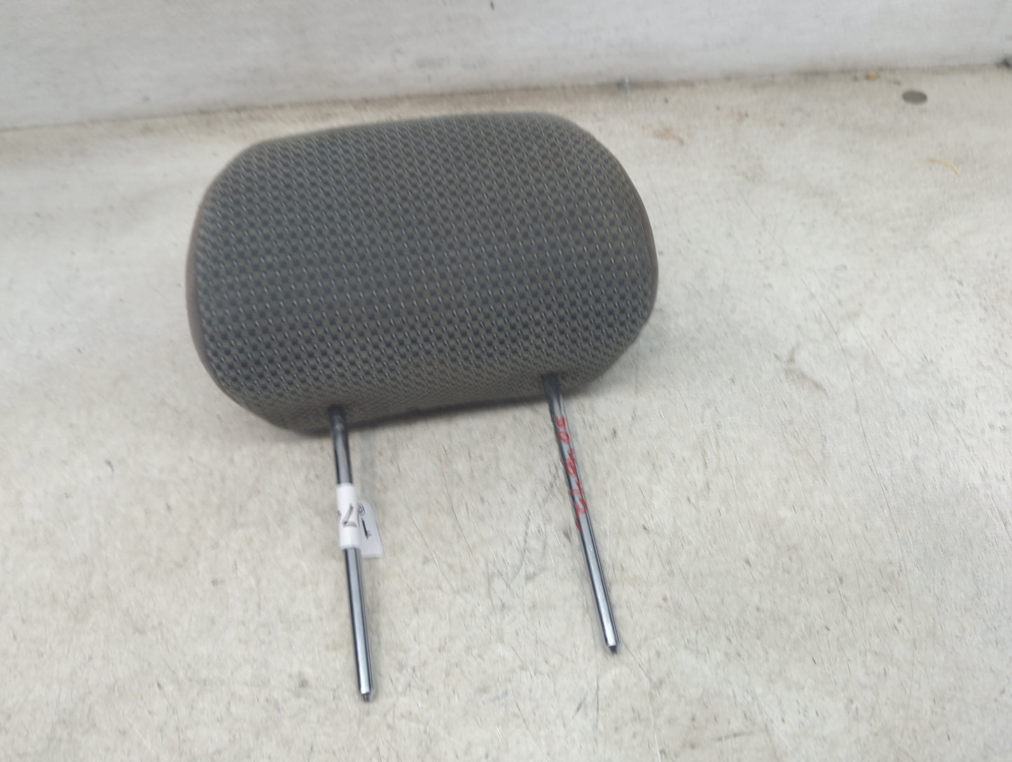 2008 Suzuki Forenza Headrest Head Rest Front Driver Passenger Seat Fits OEM Used Auto Parts - Oemusedautoparts1.com
