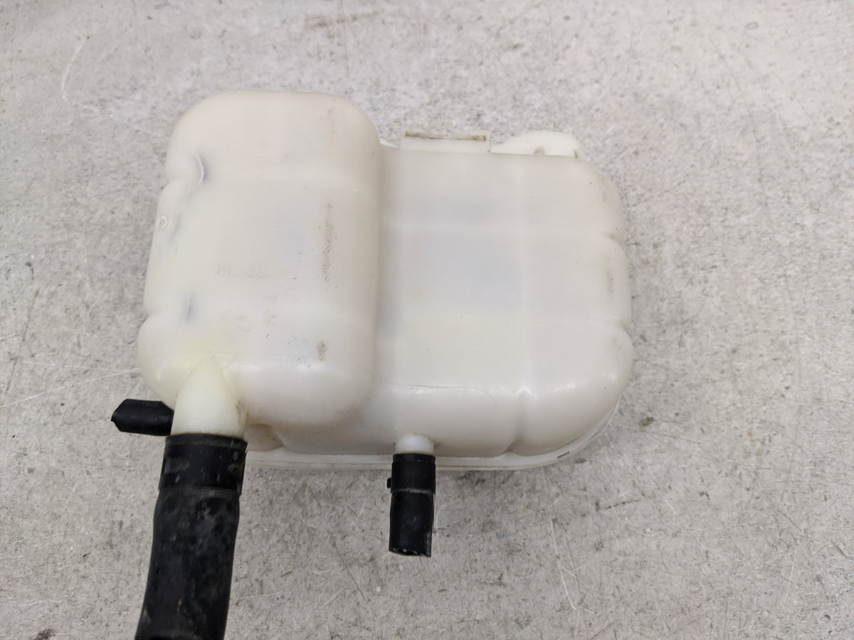 2004-2008 Suzuki Forenza Radiator Coolant Overflow Expansion Tank Bottle 1481107 - Oemusedautoparts1.com