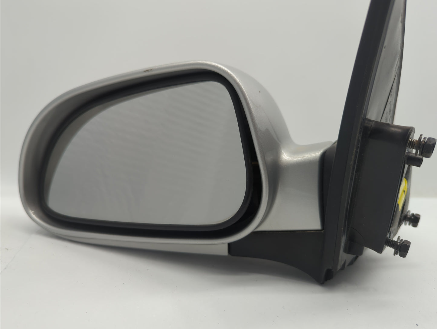 2004-2008 Suzuki Forenza Driver Side View Mirror - Left Door Mirror OEM Used - Oemusedautoparts1.com