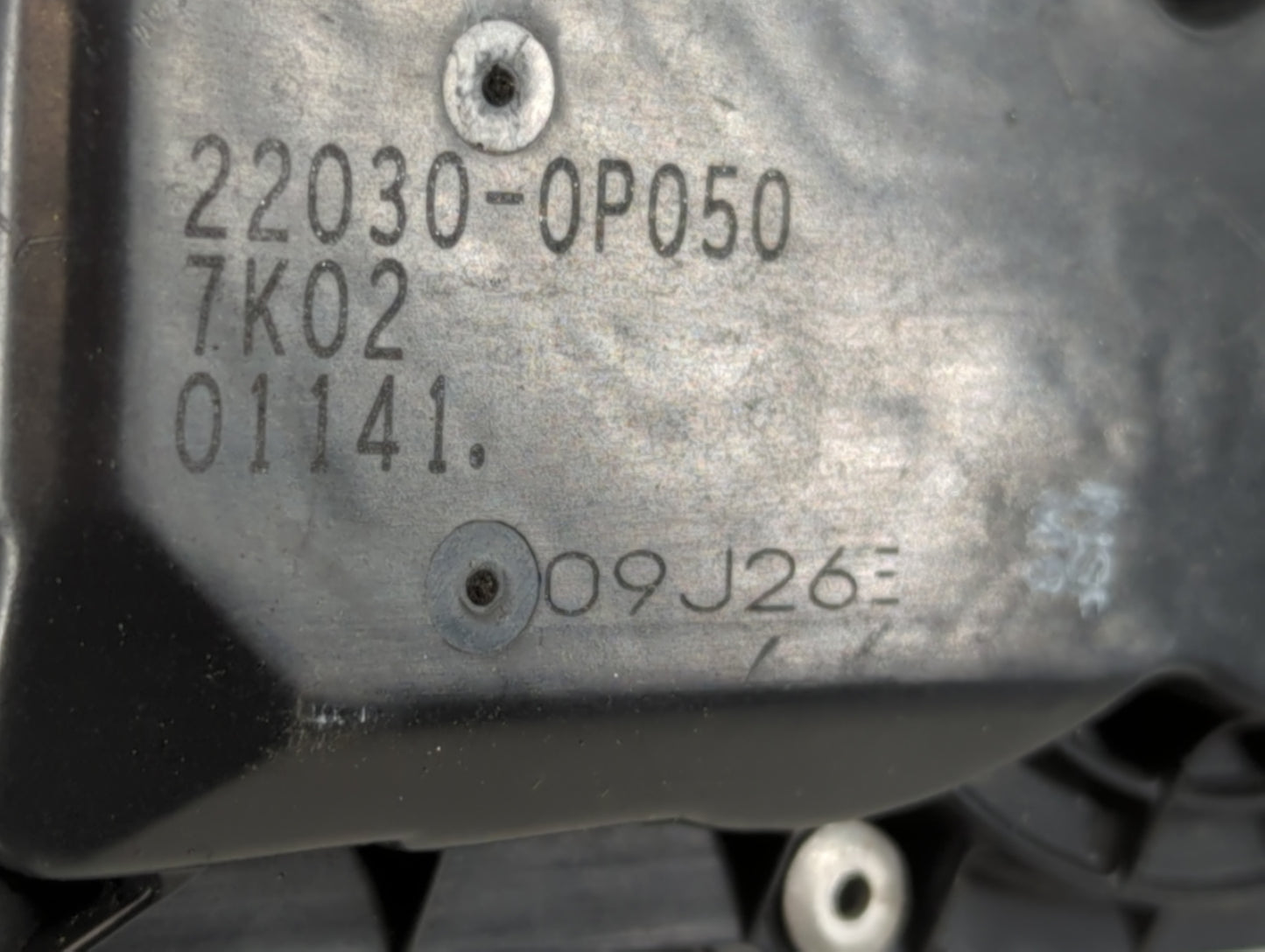 2005-2018 Toyota Avalon Throttle Body P/N:22030-0P050 Fits OEM Used Auto Parts - Oemusedautoparts1.com