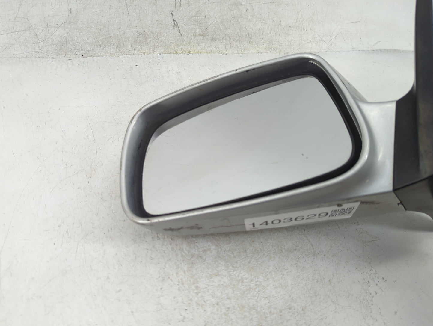 2007-2011 Toyota Camry Driver Side View Mirror - Left Door Mirror OEM Used - Oemusedautoparts1.com