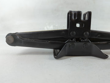 2008 Toyota Camry Spare Scissor Car Jack
