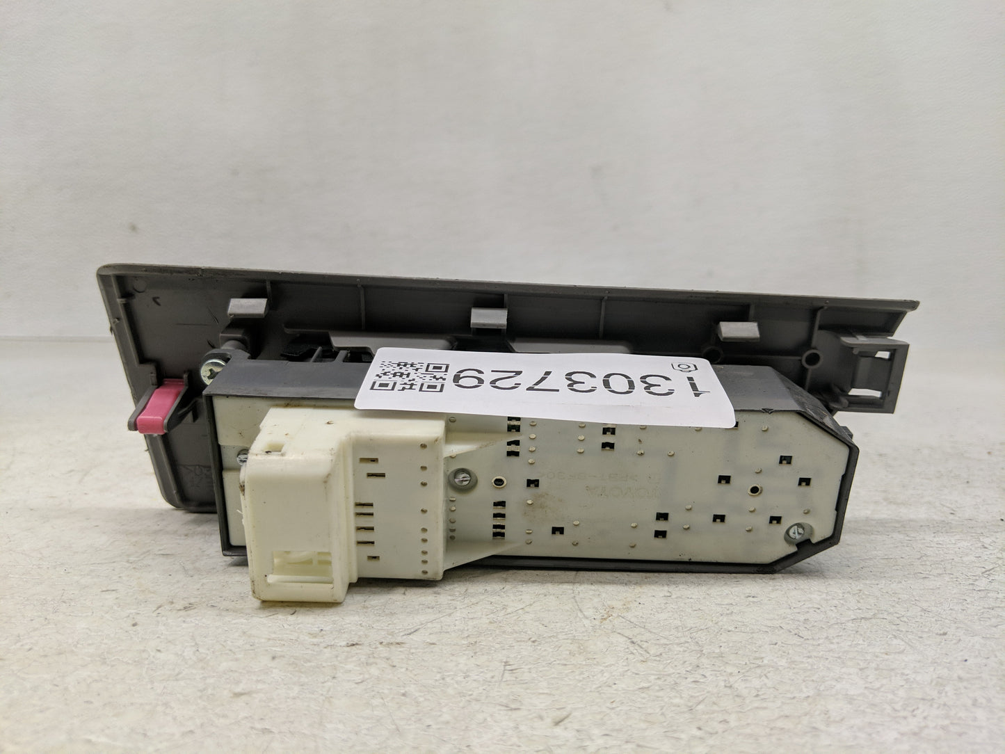 2008-2013 Toyota Highlander Master Power Window Switch Replacement Driver Side Left P/N:74232-48070 Fits OEM Used Auto Parts