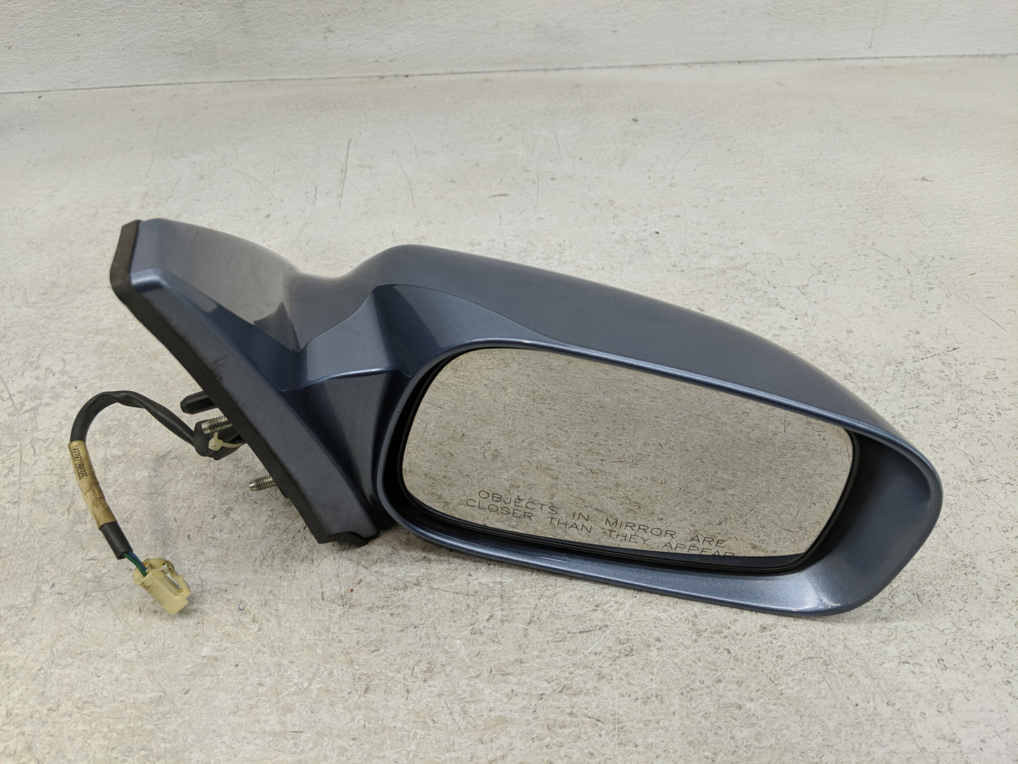 2003-2008 Toyota Matrix Passenger Side View Mirror - Right Door Mirror OEM Used - Oemusedautoparts1.com