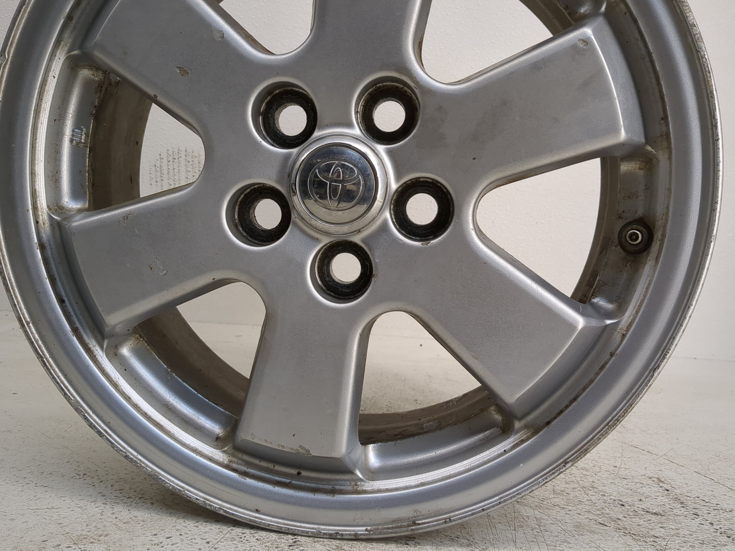 2004-2009 Toyota Prius Oem Wheel Rim 1229506 - Oemusedautoparts1.com